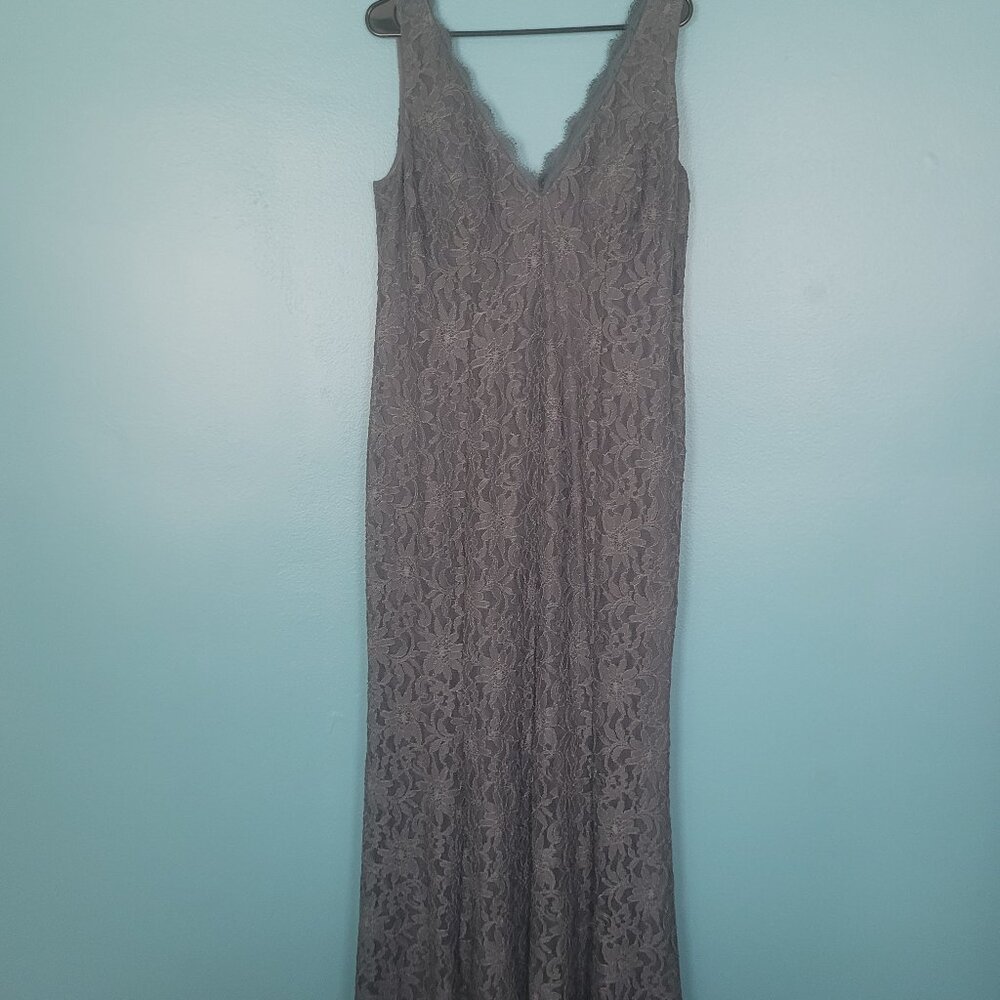 Decode Size 16 Gray Lace Maxi Evening Dress